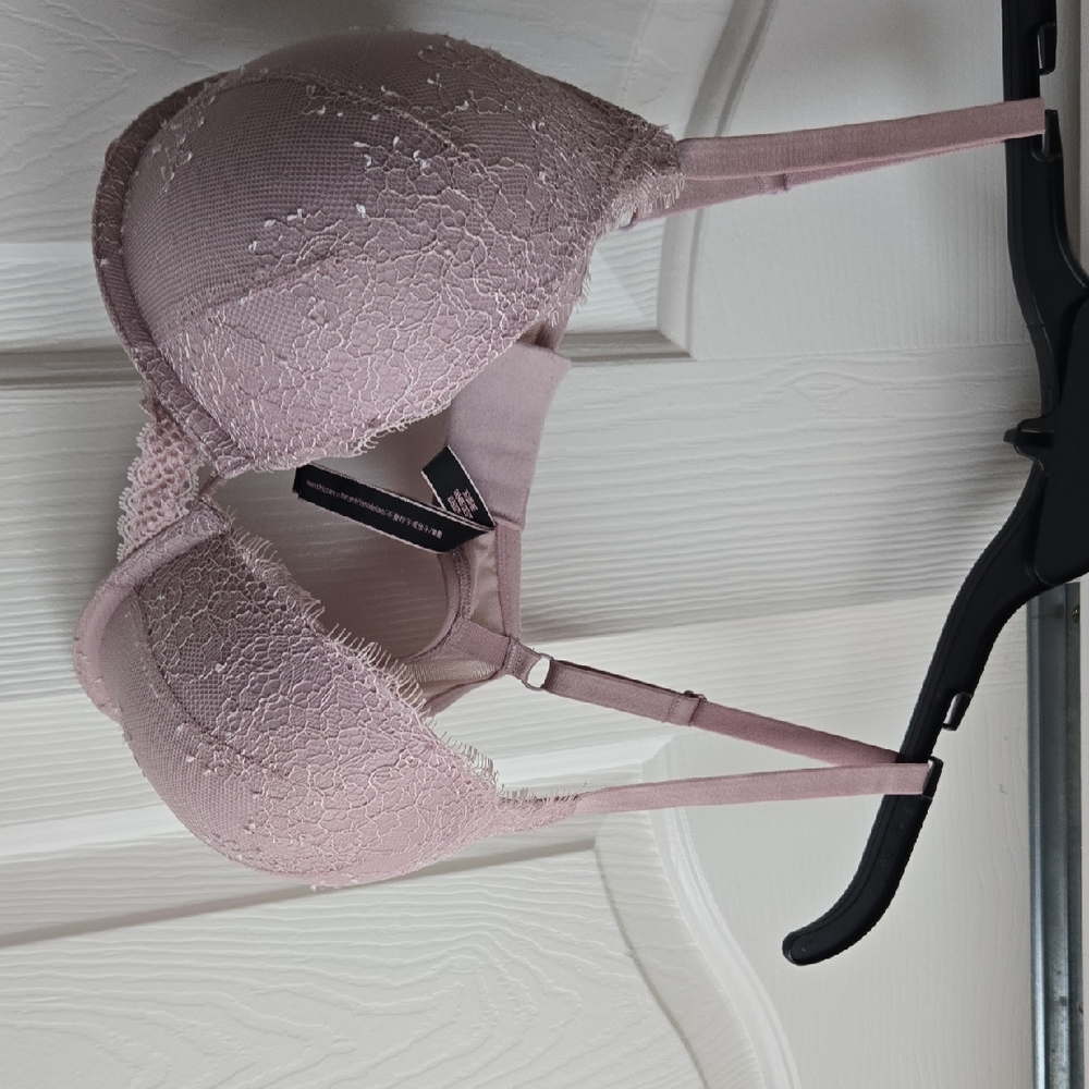 Victoria's Secret Lace Bra - Soft Pink